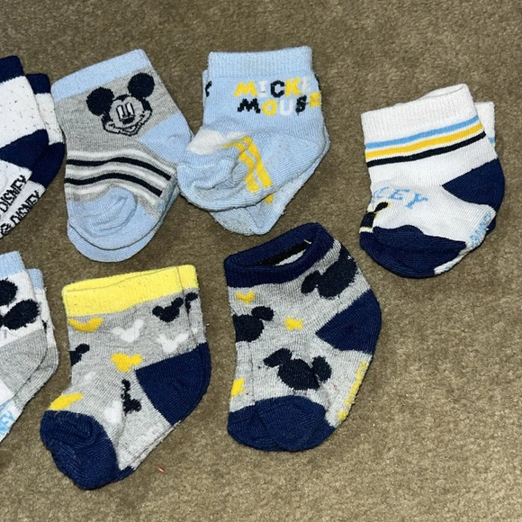 Mickey Mouse Infant Socks- 9 Pairs - Picture 3 of 3
